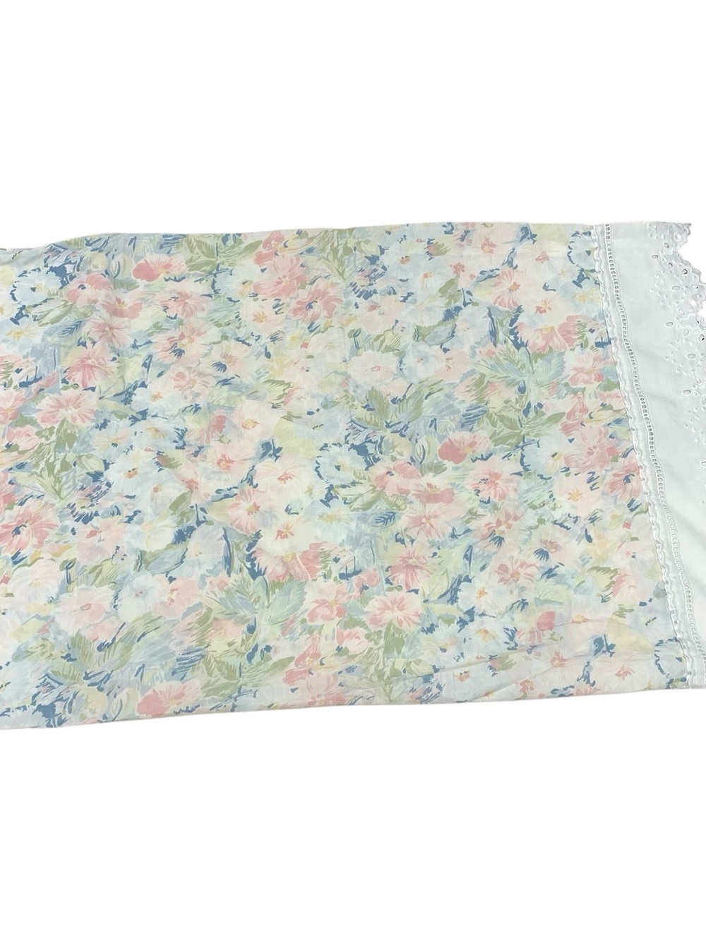 Vintage Croscill Pastel Floral Eyelet Lace Pillowcase Standard Size 90s Cotton